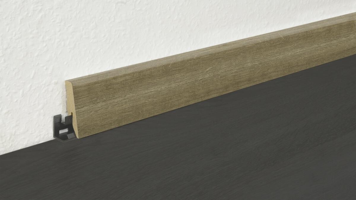 Sockelleiste L/B/H: ca. 250x1,8x5,8 cm pro Stück