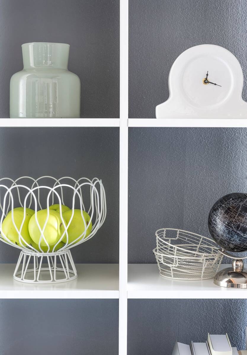 Regal weiß B/H/T: ca. 108x104x29 cm