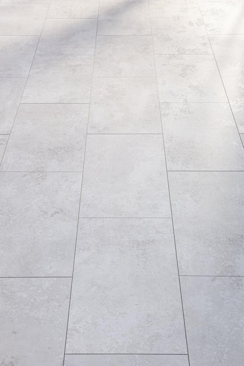 EGGER Laminatboden Kreidefliese ca. 2,5349 m² im Paket  B/L: ca. 34x130,5 cm pro Paket