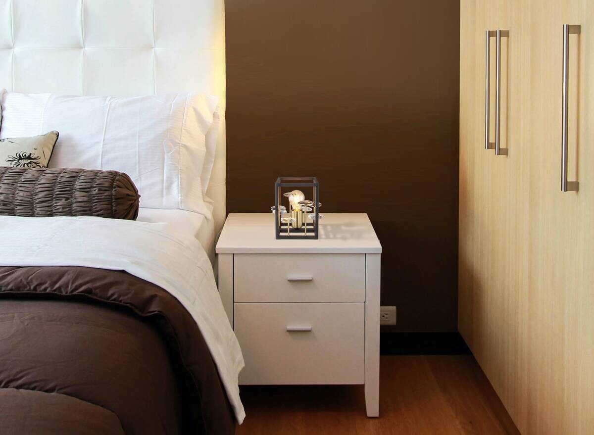 GLOBO Tischleuchte LISBON 15644T gold mattschwarz Rauch Glas Metall B/H/L: ca. 15x20x15 cm E27 1 Brennstellen