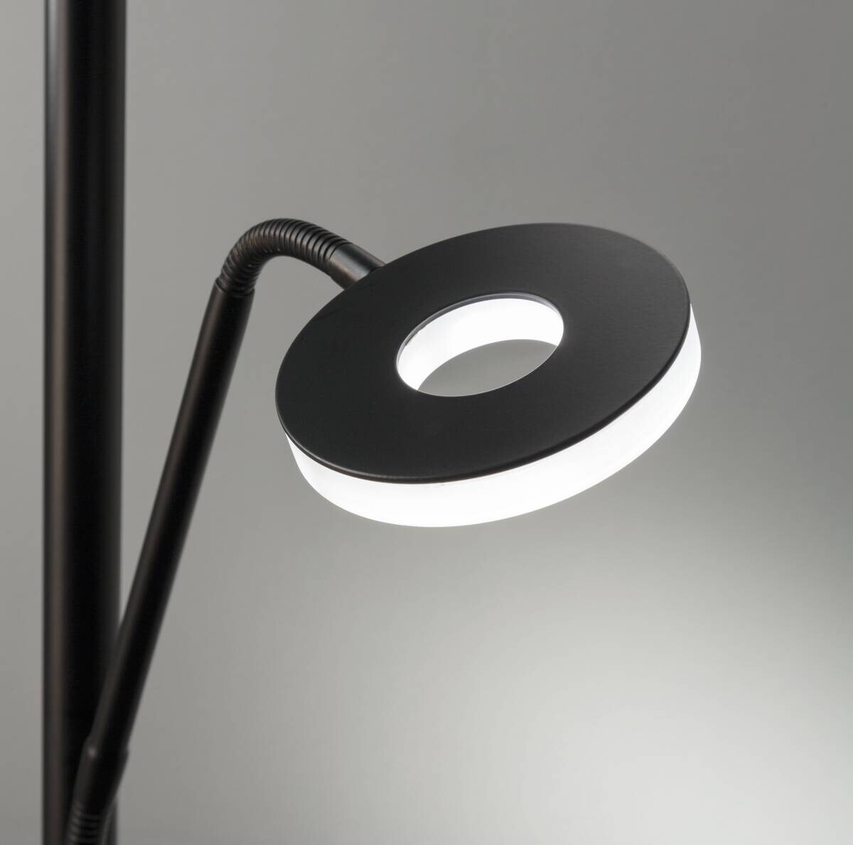 Fischer & Honsel LED-Stehleuchte 40318 Chrom schwarz Metall B/H/T: ca. 35x180x50 cm 1 Brennstellen