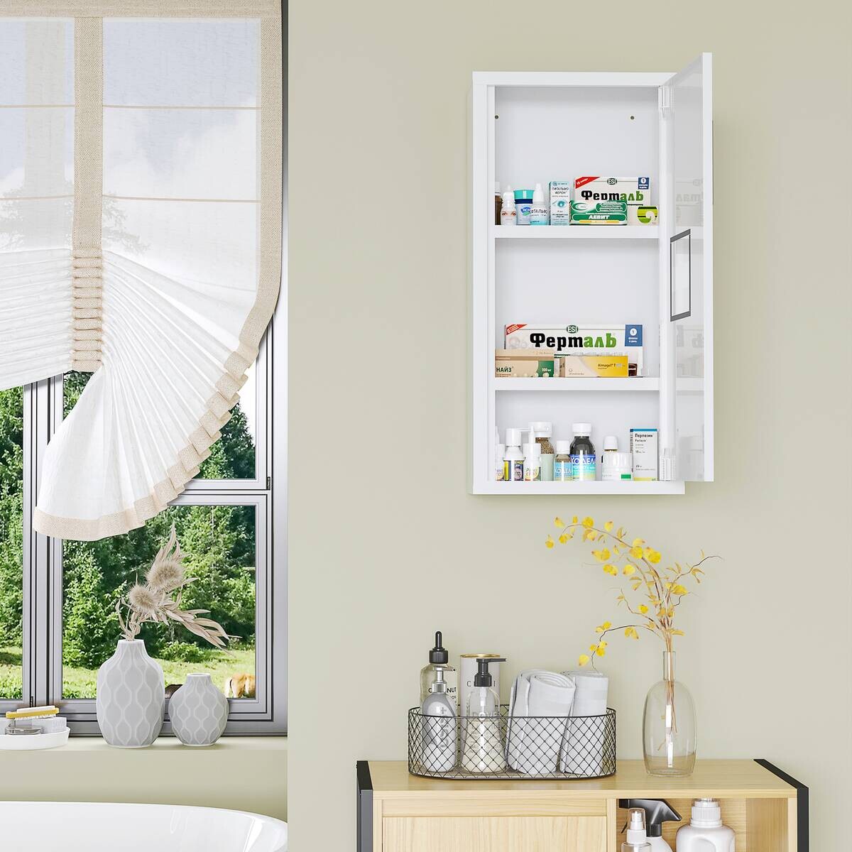 Medizinschrank weiß Edelstahl B/H/L: ca. 12x30x60 cm Medizinschrank weiß Edelstahl B/H/L: ca. 12x30x60 cm