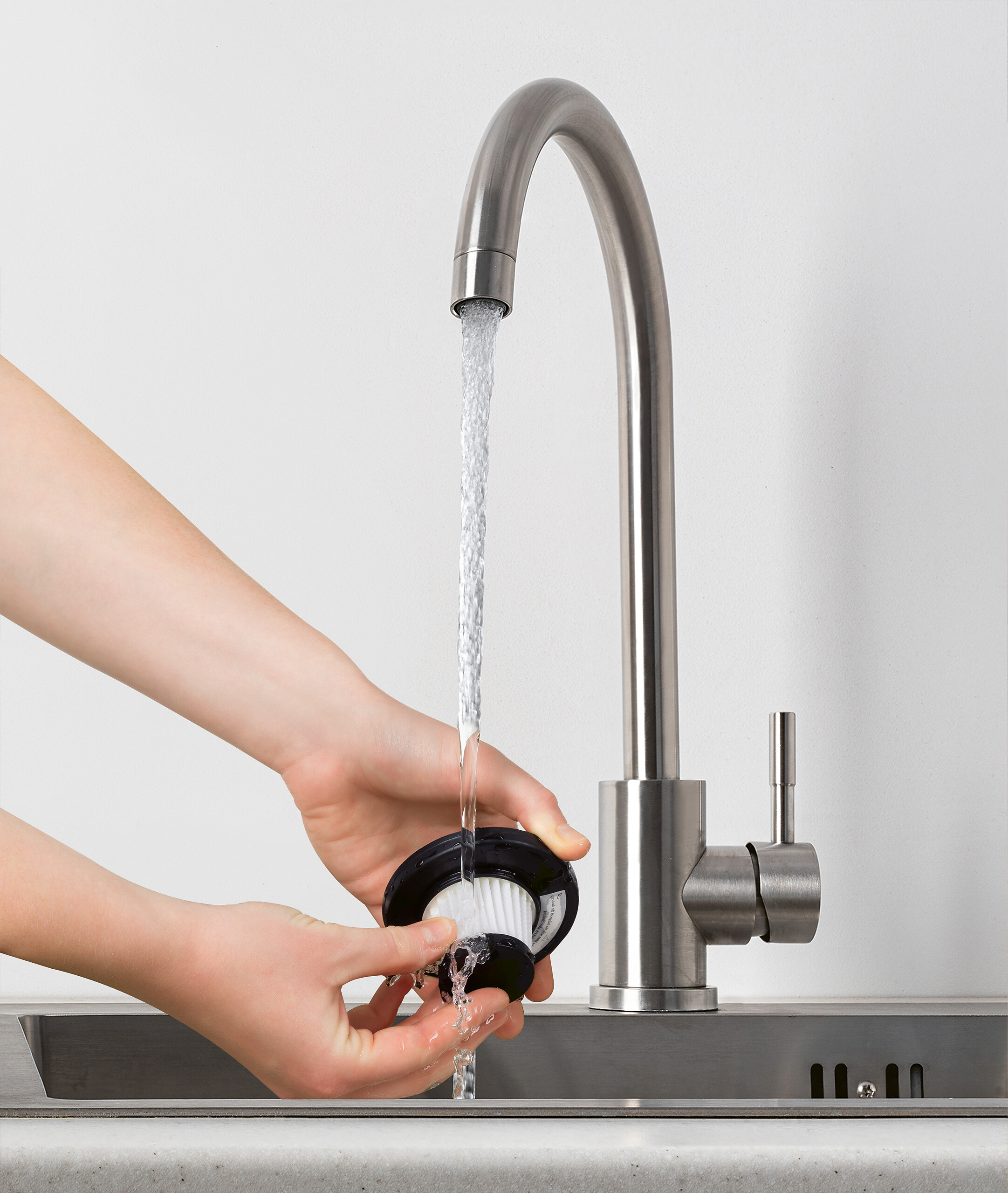 CLEANmaxx Akku-Handstaubsauger rot schwarz B/H/L: ca. 10x12x37 cm