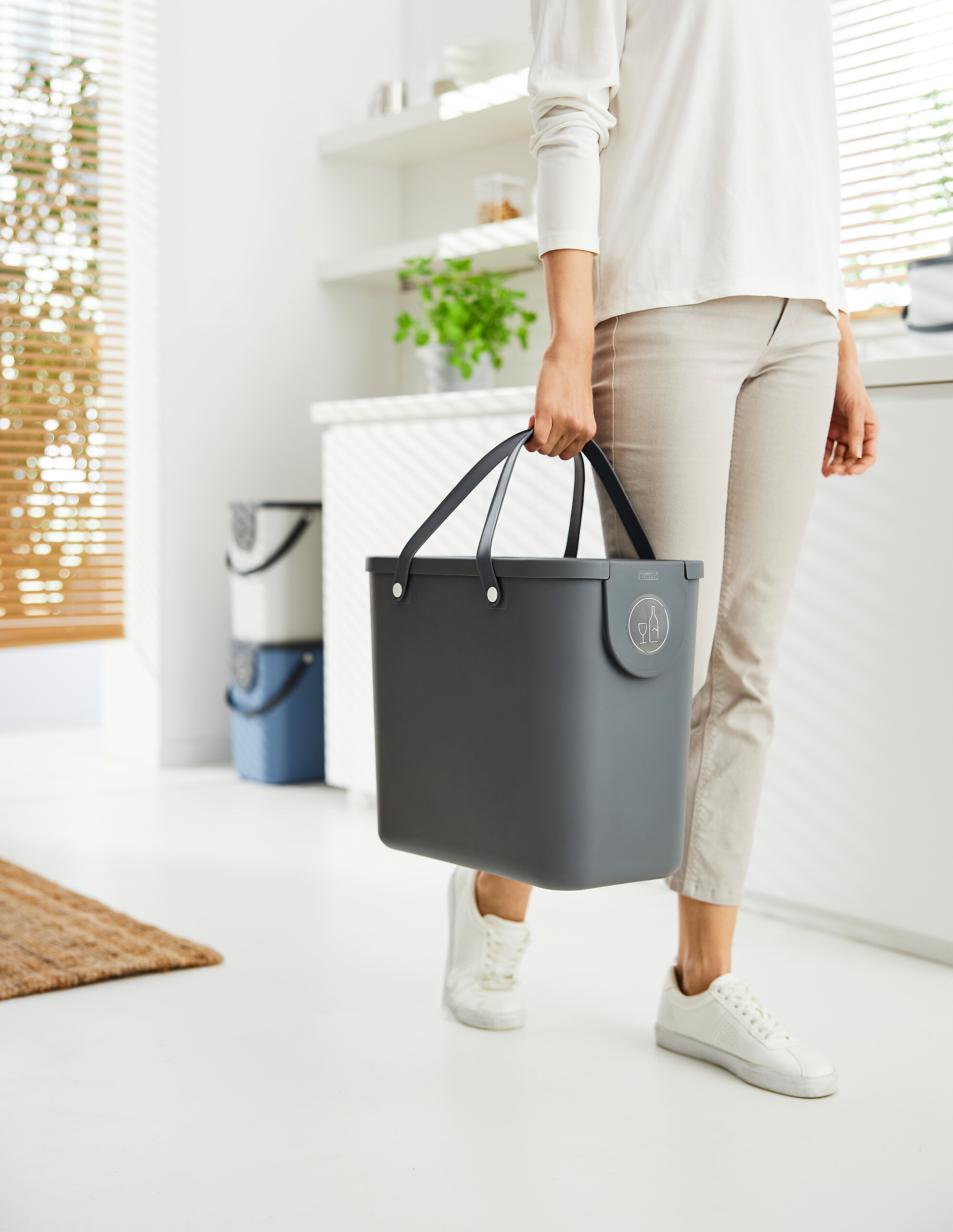 Rotho Abfalleimer anthrazit B/H/L: ca. 23,5x34x40 cm