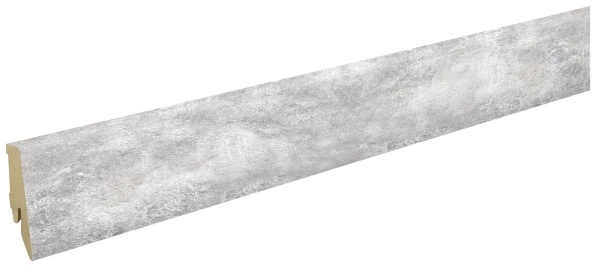 Sockelleiste L/B/H: ca. 250x1,8x5,8 cm pro Stück