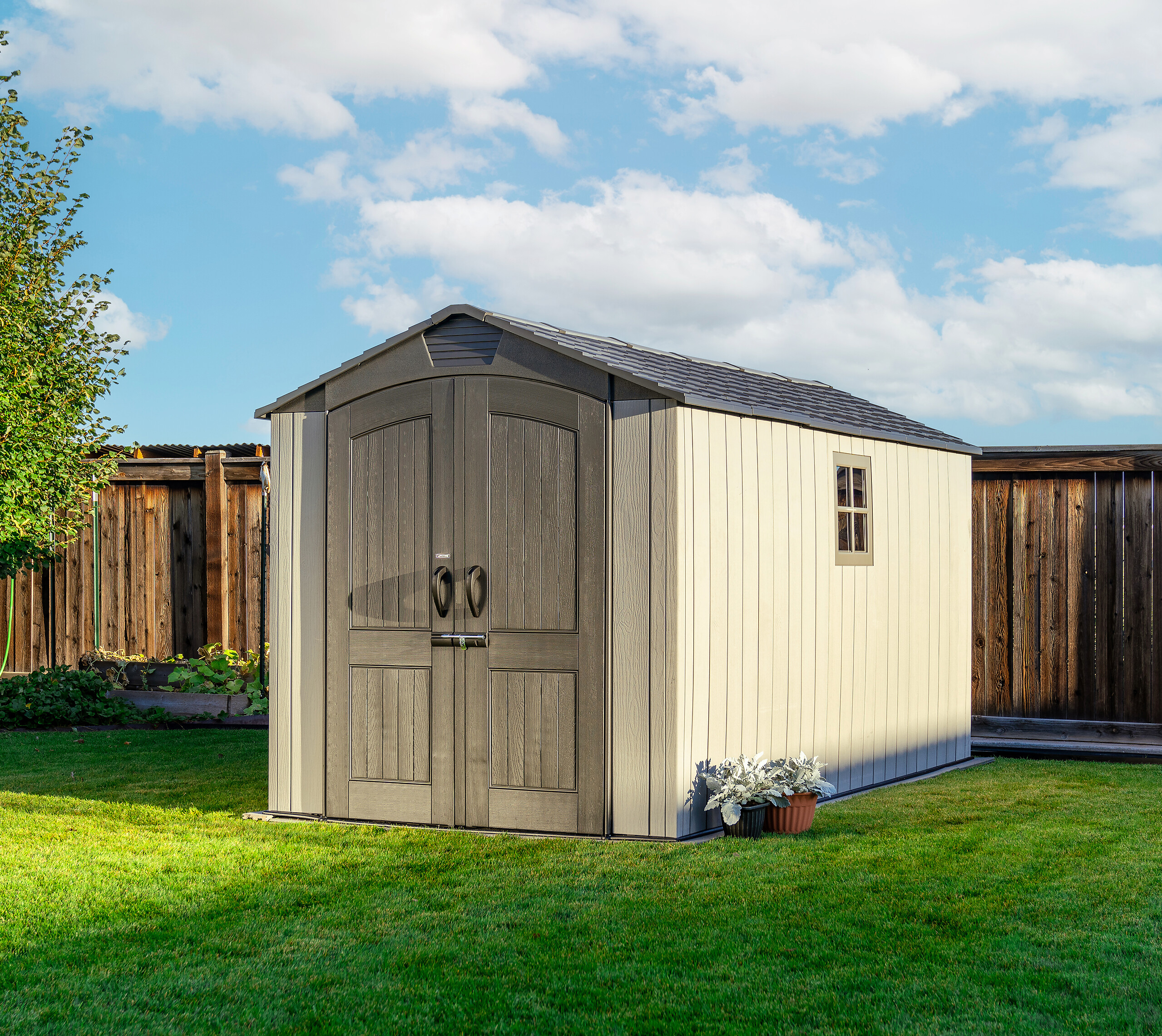 Lifetime Gerätehaus Utah grau B/H/L: ca. 206,2x264,4x426,5 cm