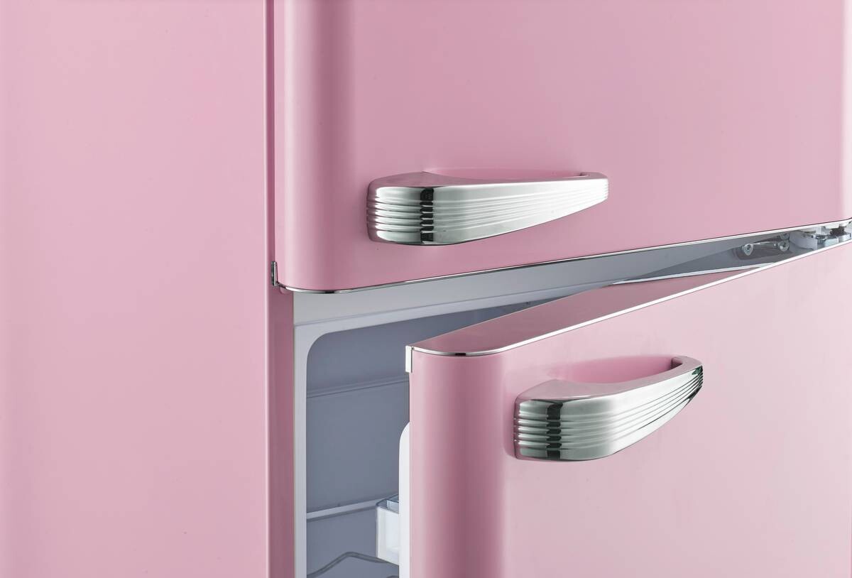 Wolkenstein Retro Kühl-/Gefrierkombination GK212.4RT SP pink B/H/T: ca. 54,5x145,6x62,6 cm