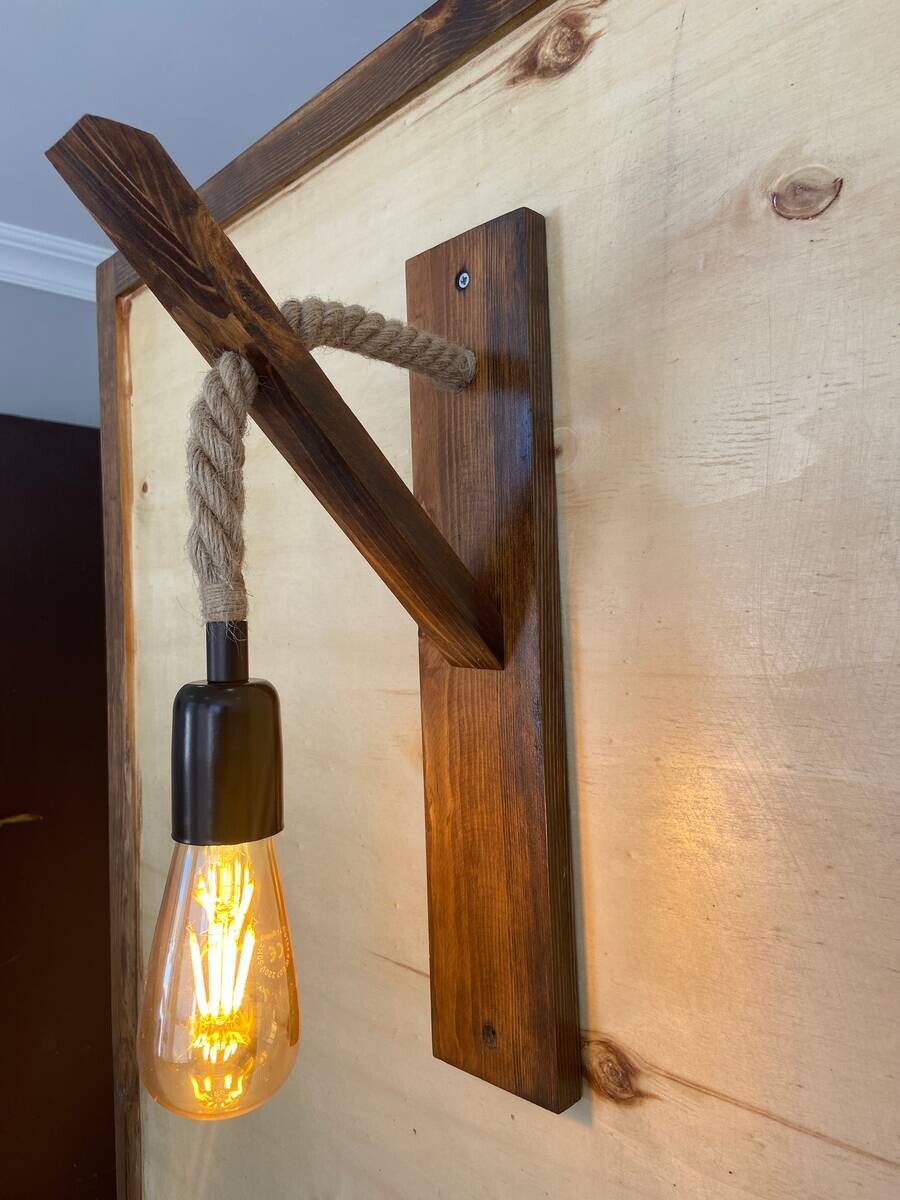 Opviq Wandleuchte nussbaum Kiefer B/H/L: ca. 9x45x23 cm E27 1 Brennstellen