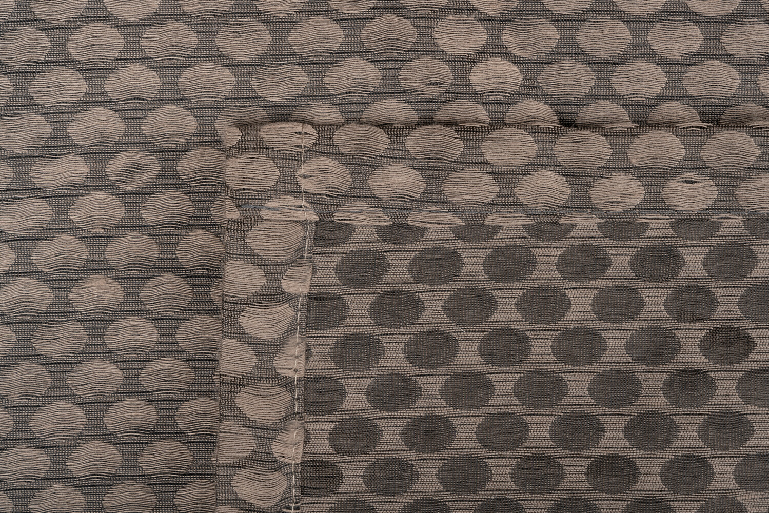 Ösenvorhang DOT taupe B/L: ca. 135x300 cm