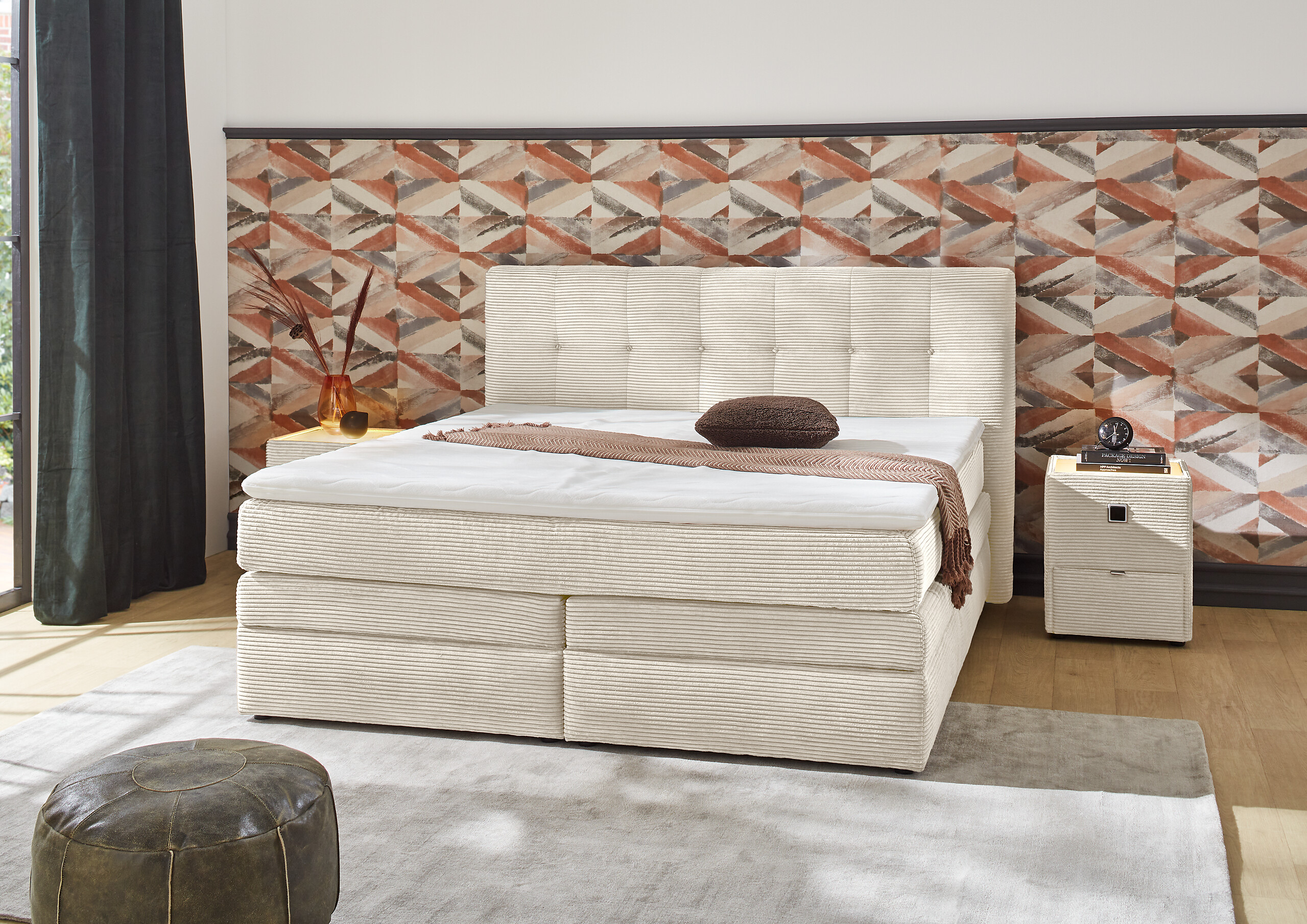 Boxspringbett beige Liegefläche B/L: ca. 180x200 cm Boxspringbett beige Liegefläche B/L: ca. 180x200 cm