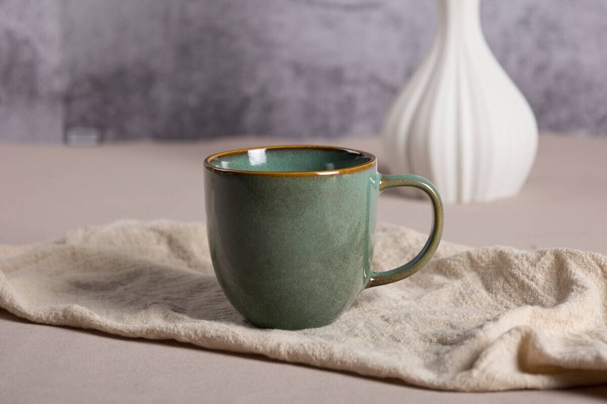 Kaffeebecher grün Steinzeug