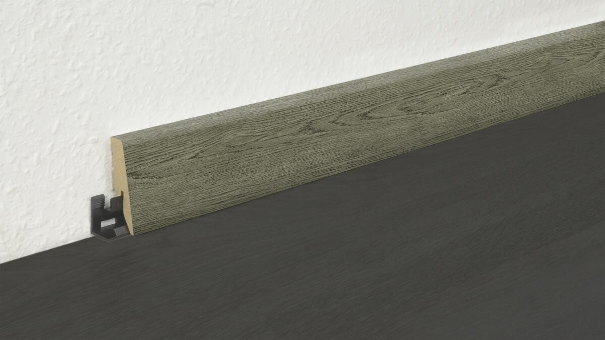 Sockelleiste L/B/H: ca. 250x1,8x5,8 cm pro Stück