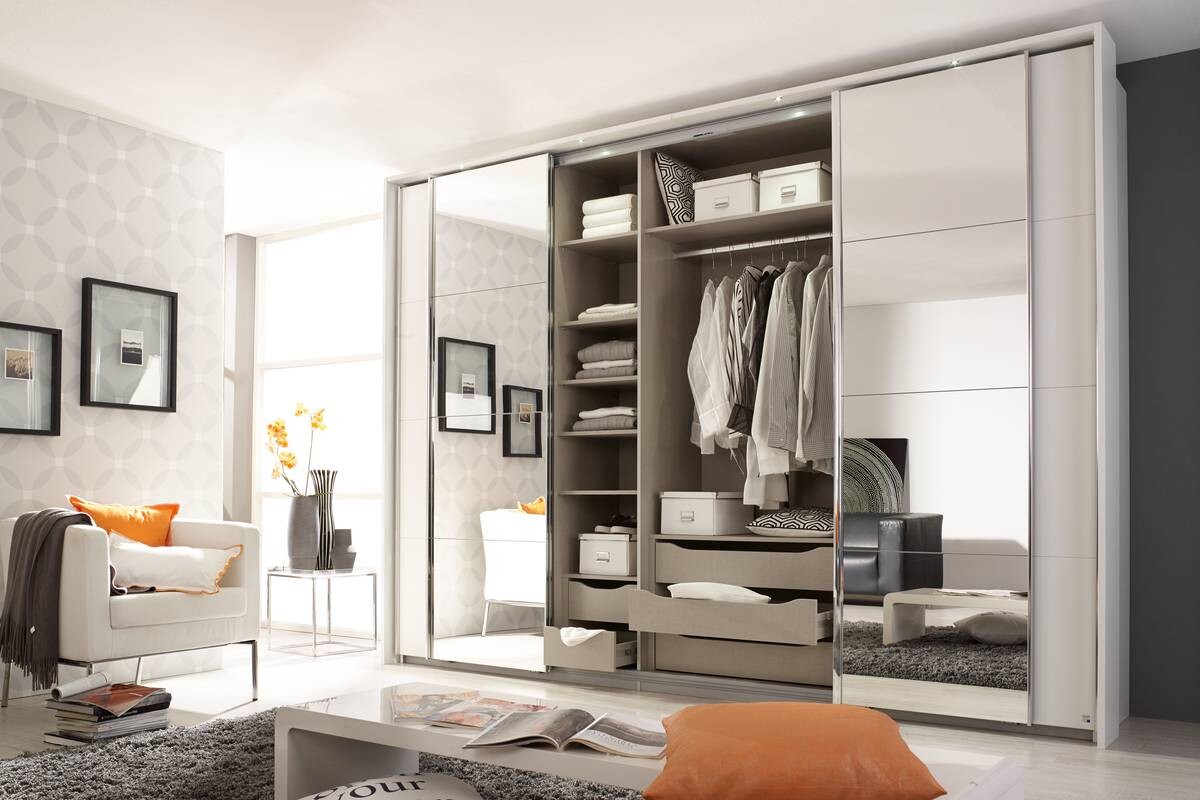 Schwebetürenschrank Syncrono Alpinweiß B/H/T: ca. 315x228x57 cm