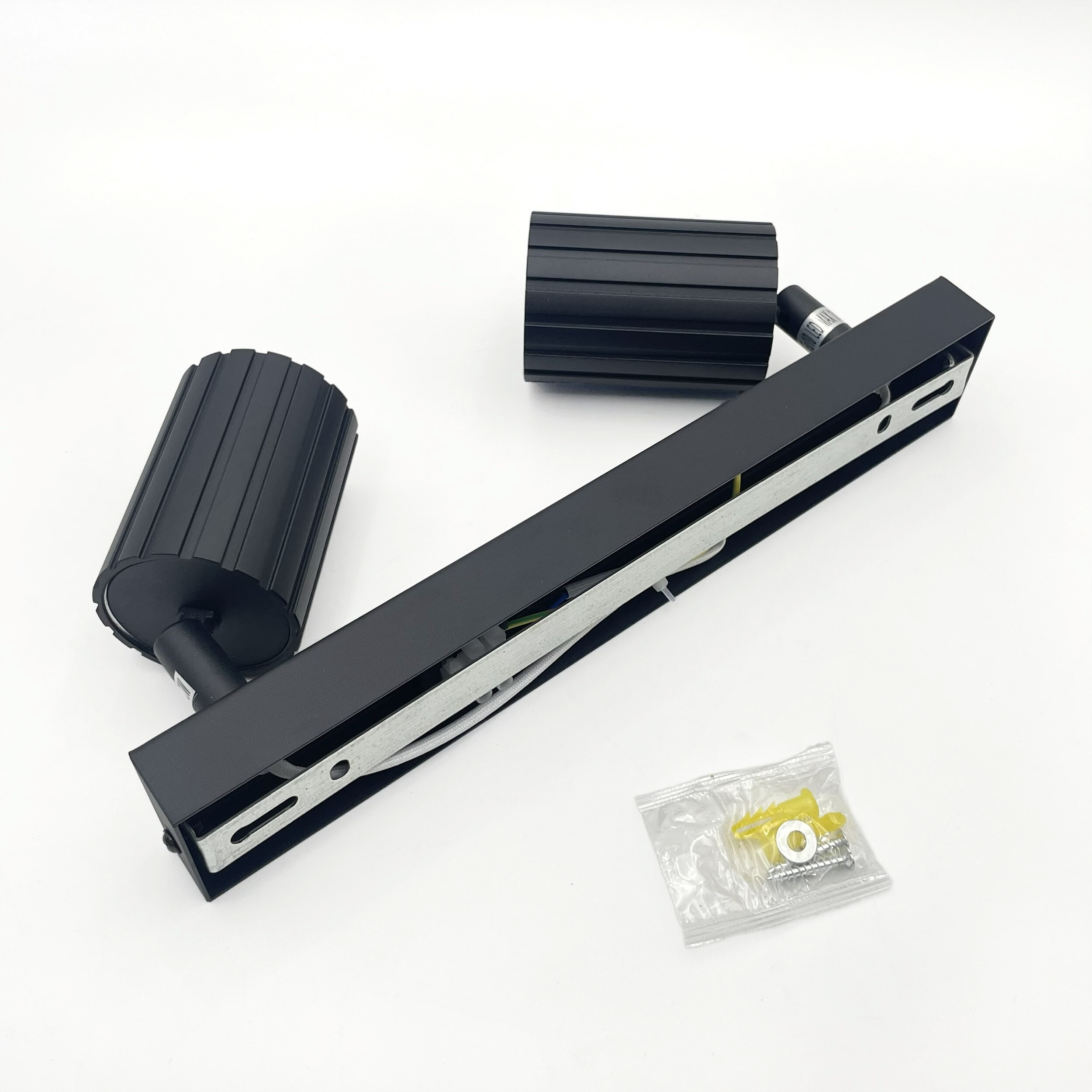 Lamkur Strahler Prisma schwarz Stahl B/H/L: ca. 6,5x16,5x30 cm 2 Brennstellen