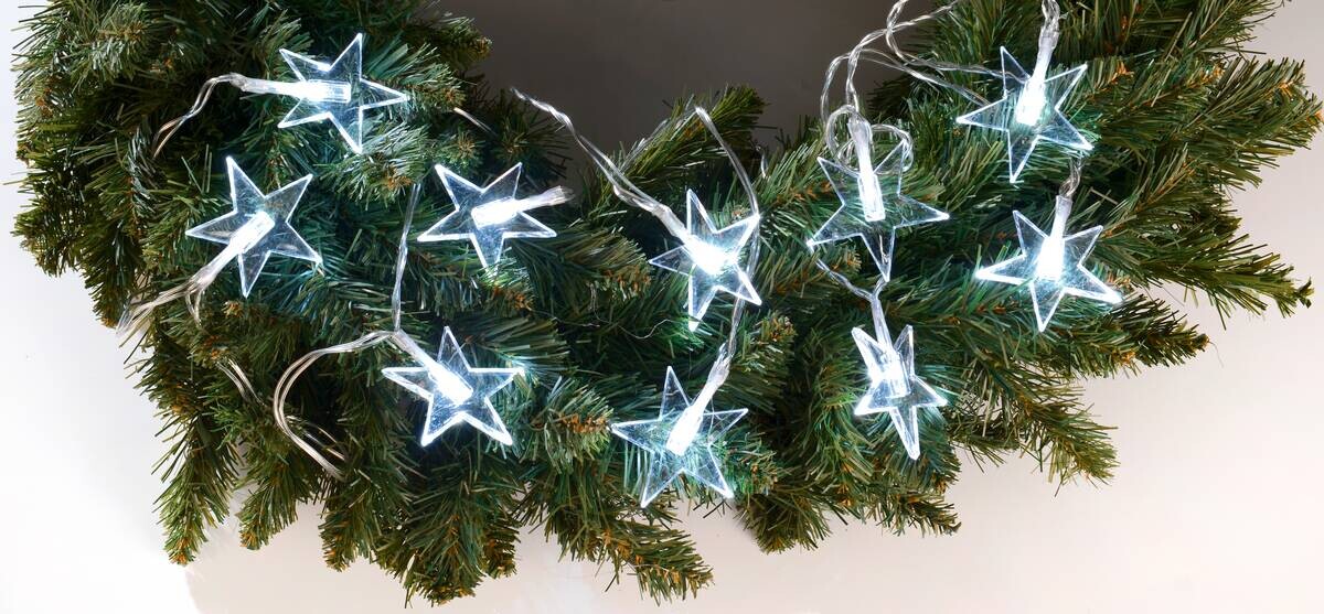 POCOline LED-Lichterkette kaltweiß Kunststoff L: ca. 300 cm POCOline LED-Lichterkette kaltweiß Kunststoff L: ca. 300 cm