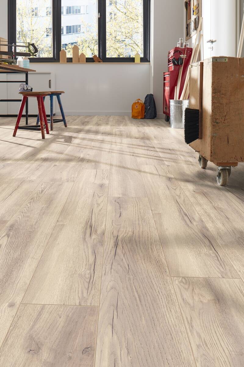 Kronotex Laminatboden Robusto ca.1,293m² im Paket  B/L: ca. 18,8x137,5 cm pro Paket
