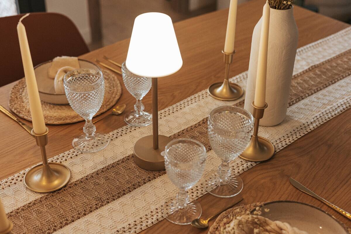 NewGarden LED-Tischleuchte Slim-30 gold Metall Kunststoff B/H/L: ca. 11x32x11 cm 1 Brennstellen