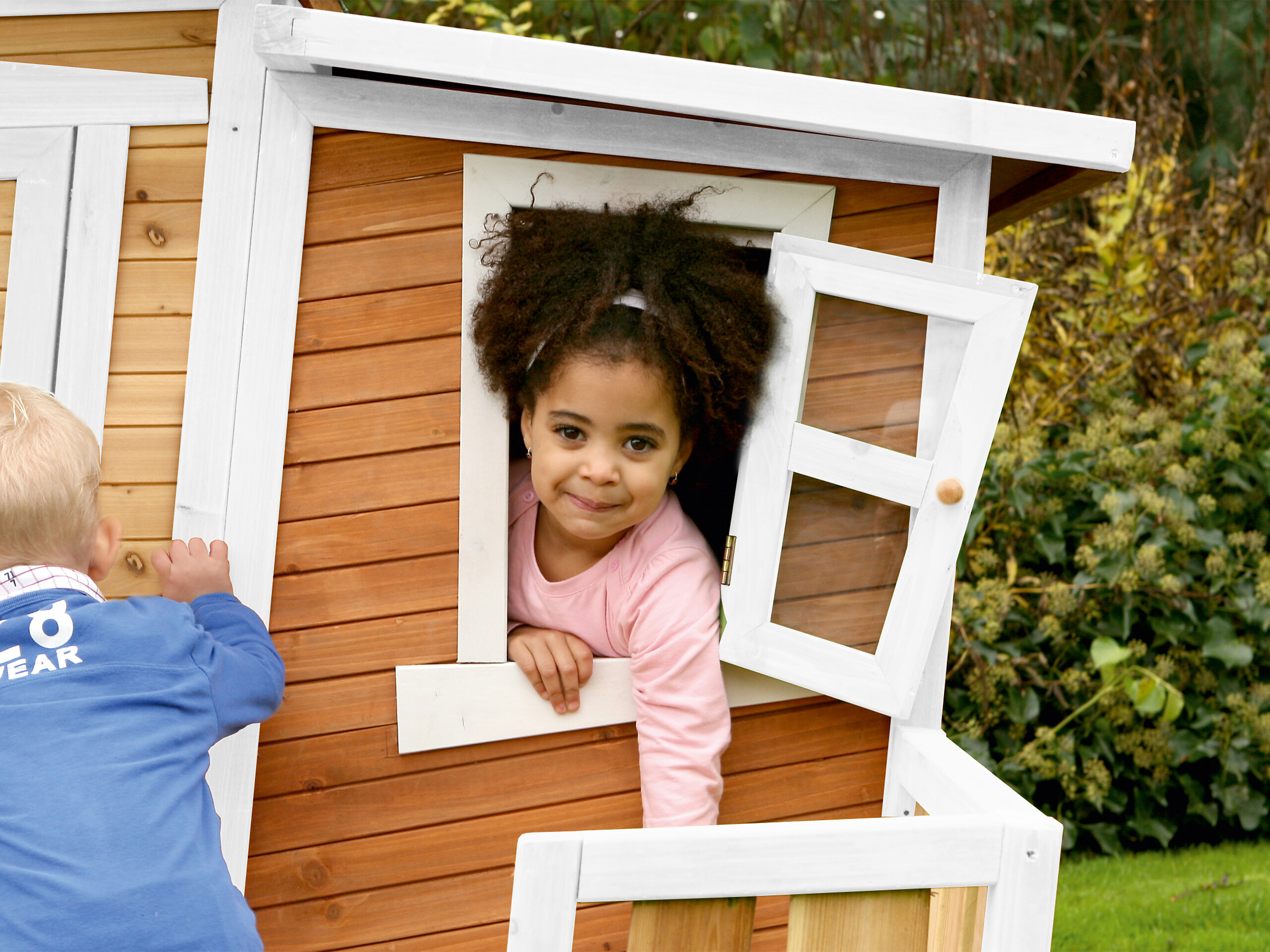 AXI Spielhaus Lisa braun B/H/L: ca. 220x174x193 cm