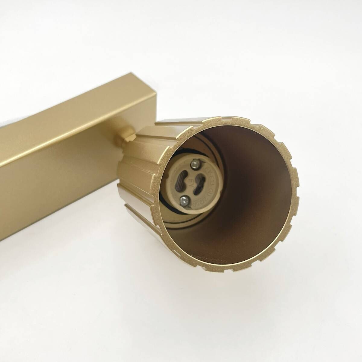 Lamkur Strahler Prisma gold Stahl B/H/L: ca. 6,5x16,5x117 cm 6 Brennstellen