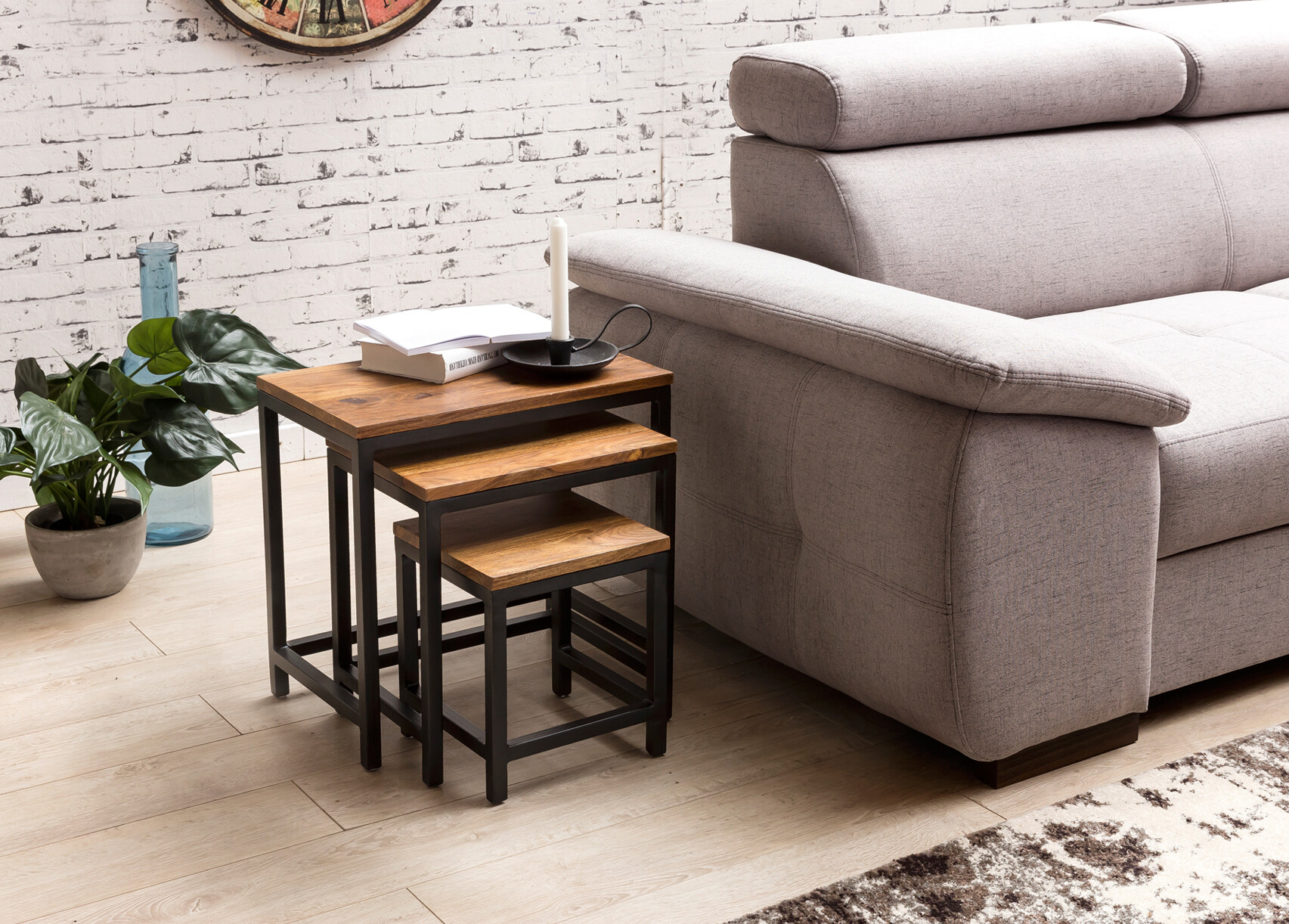 Beistelltisch 3er-Set natur schwarz pulverbeschichtet Echtholz Metall