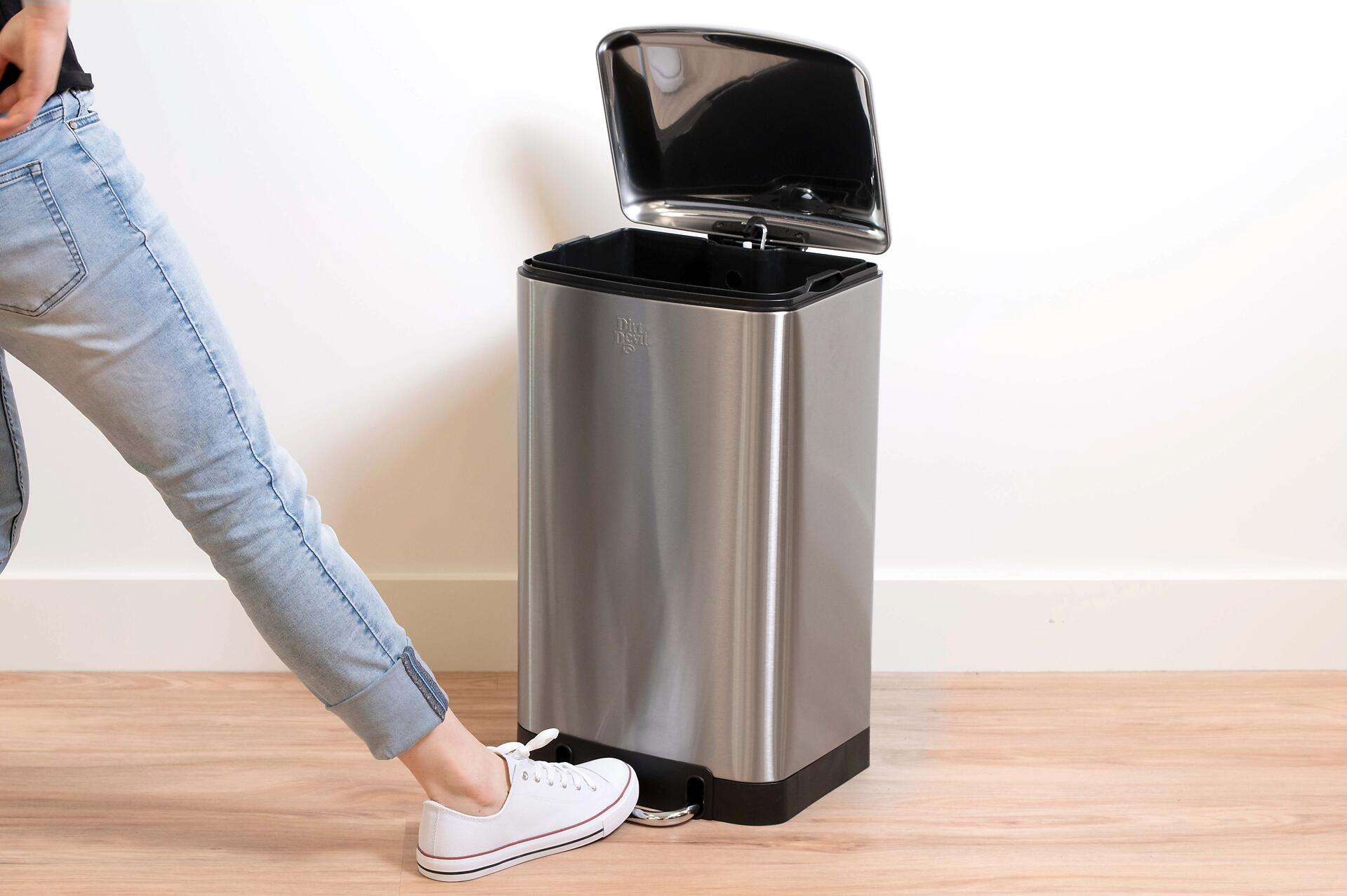 Dirt Devil Treteimer silber Stahl B/H/T: ca. 30x52,2x29 cm