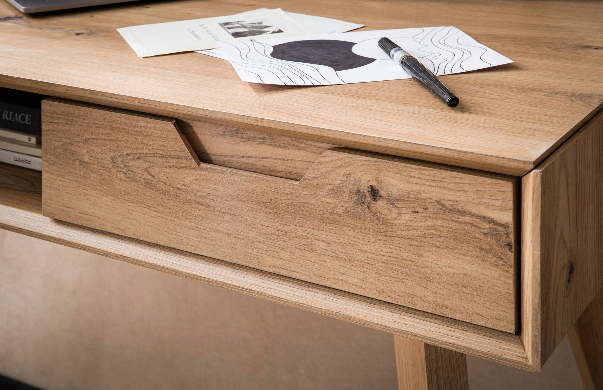 Schreibtisch natur Eiche Optik B/H/T: ca. 120x77x55 cm Schreibtisch natur Eiche Optik B/H/T: ca. 120x77x55 cm