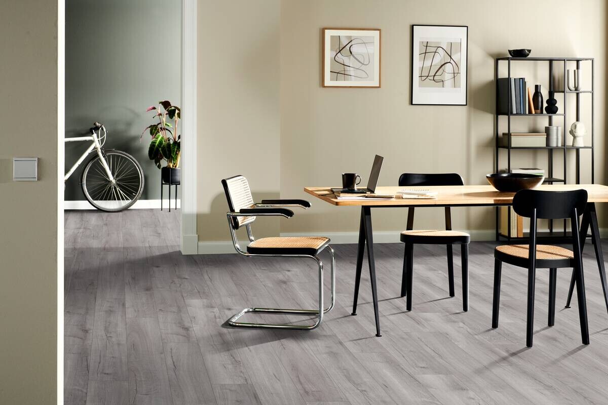 Laminatboden Old light grey ca.1,9948m² im Paket  B/L: ca. 129,2x19,3 cm pro Paket