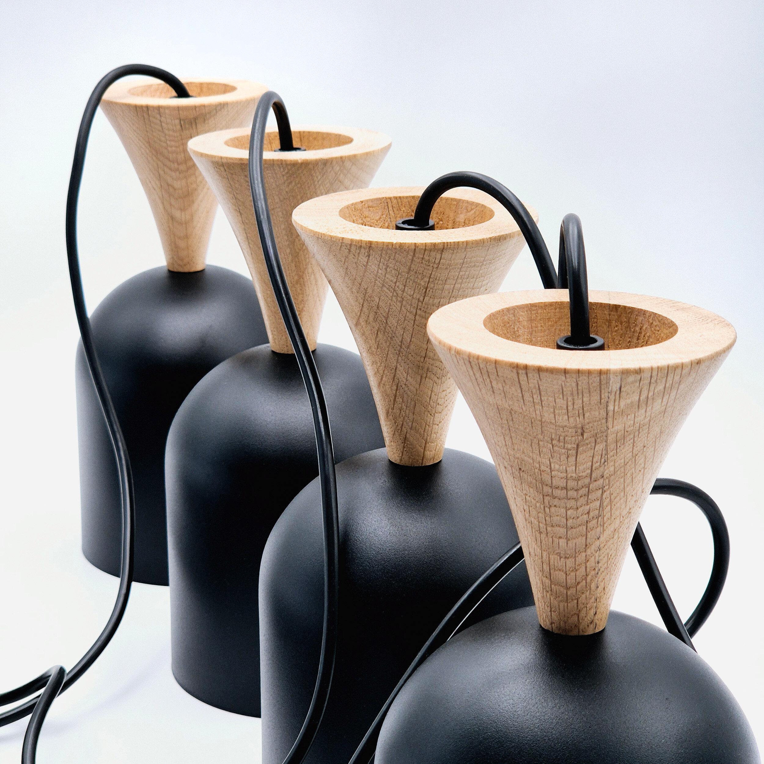 Lamkur Hängeleuchte Eiche schwarz Stahl Holz B/H/L: ca. 11x84x57 cm E27 4 Brennstellen