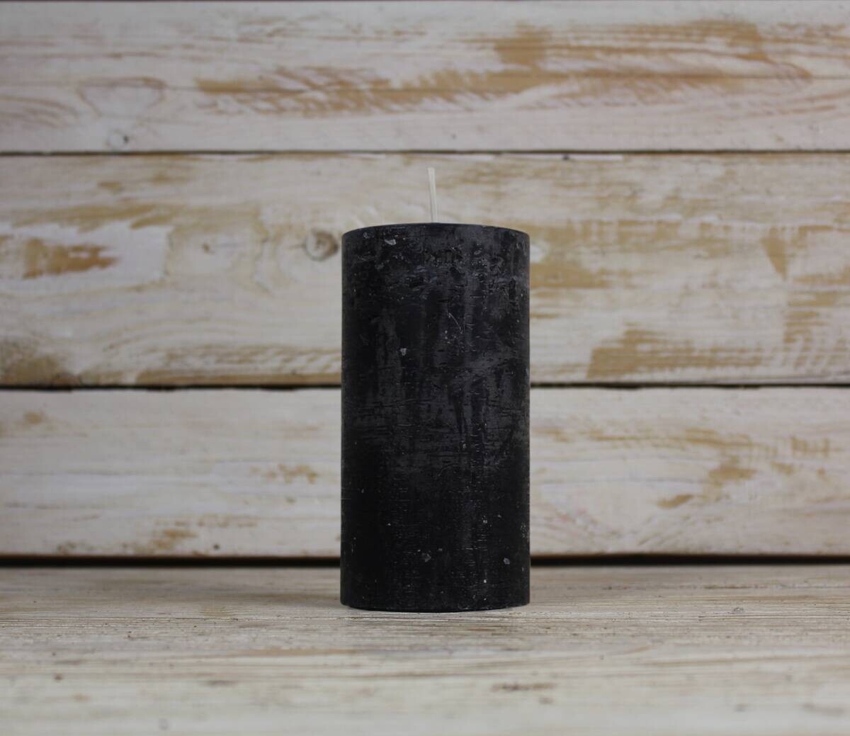 Kerze schwarz