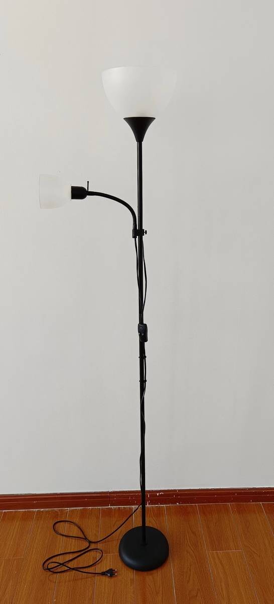 Sensation Deckenfluter Biro Promo schwarz weiß Metall Kunststoff H: ca. 180 cm E27 2 Brennstellen