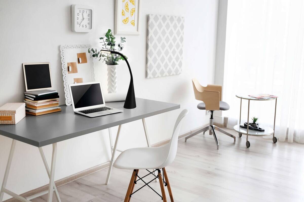 Näve Leuchten Tischleuchte 3127522 schwarz Kunststoff Metall B/H/T: ca. 11x65x11 cm null 1 Brennstellen