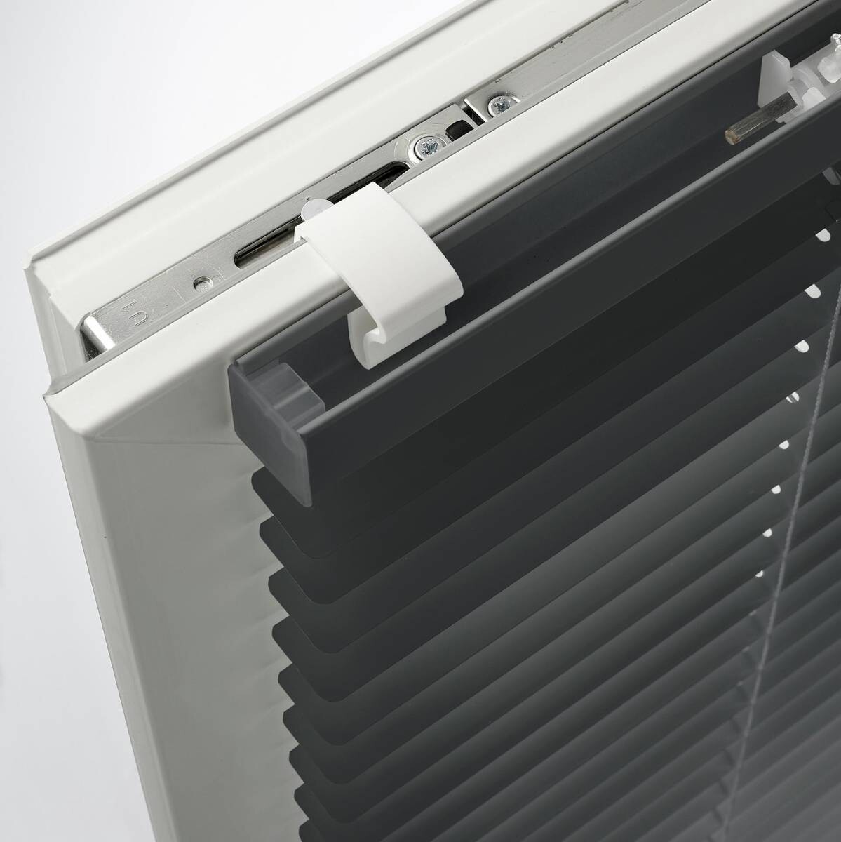 Alu-Jalousie Schiefergrau B/L: ca. 90x175 cm