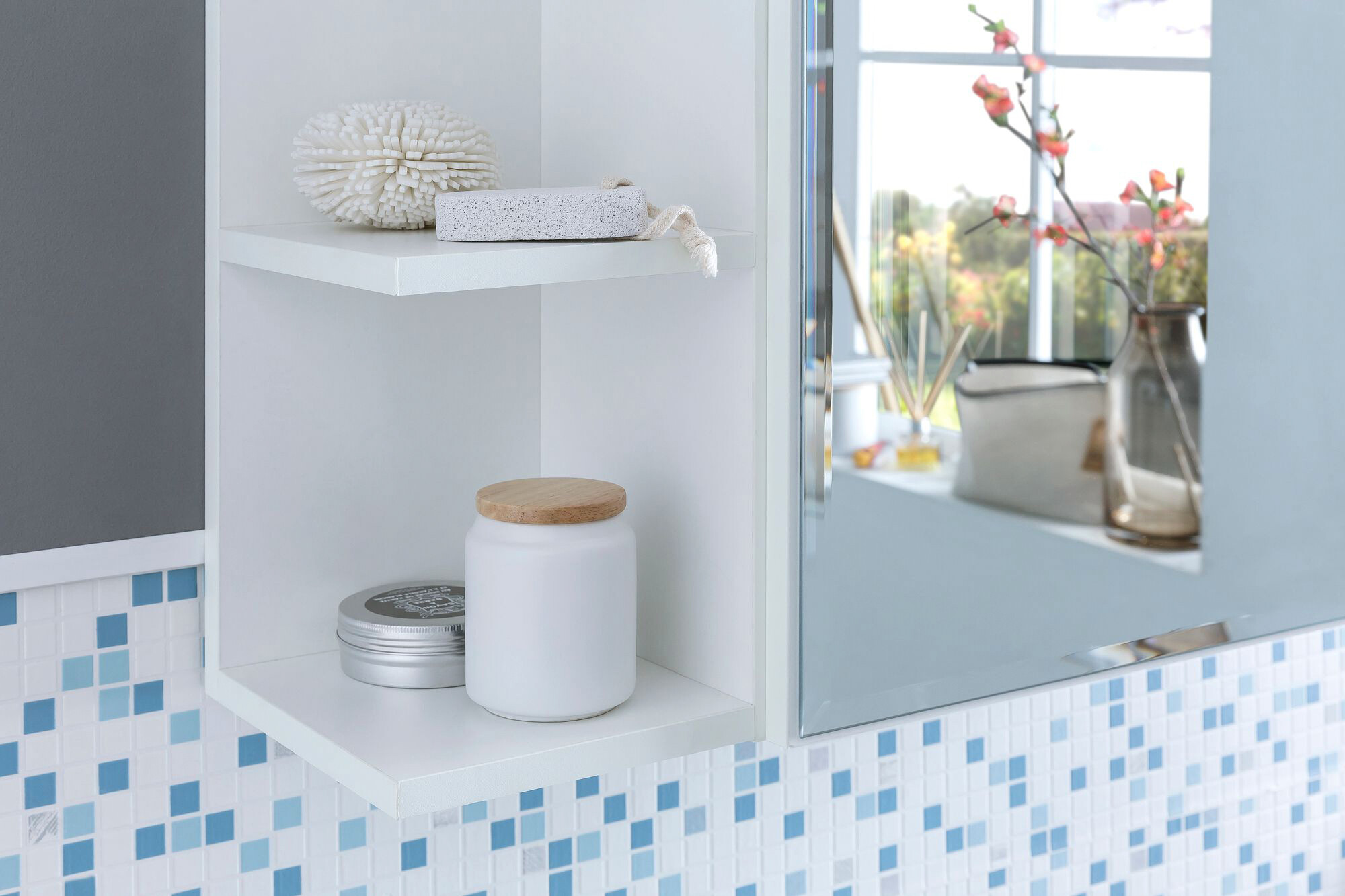 Hängeschrank weiß Spanplatte B/H/T: ca. 80x64x20 cm