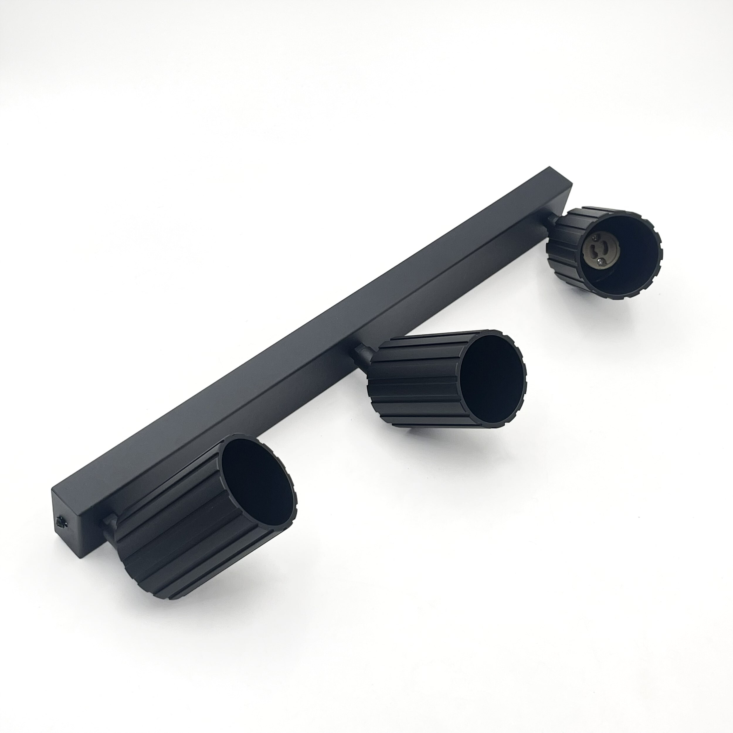 Lamkur Strahler Prisma schwarz Stahl B/H/L: ca. 6,5x16,5x45 cm 3 Brennstellen