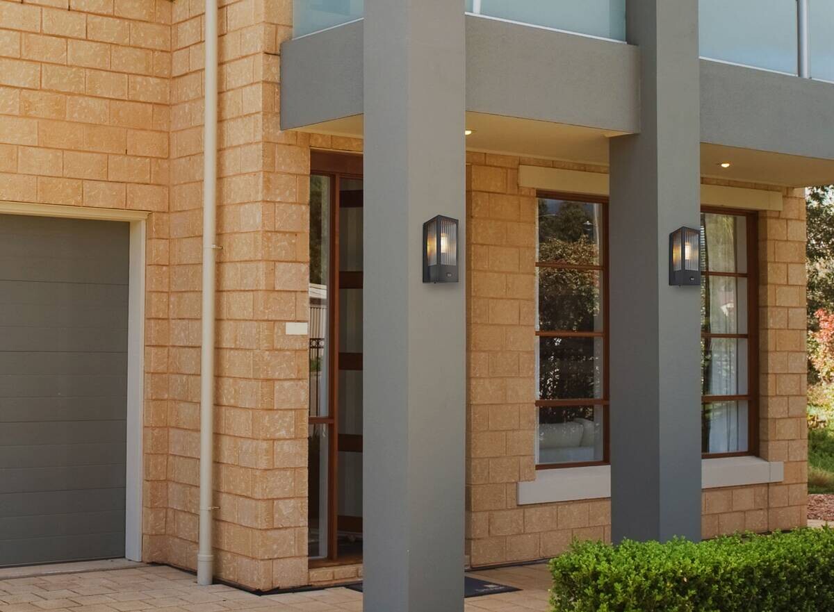 Außenleuchte schwarz B/H: ca. 12x32 cm