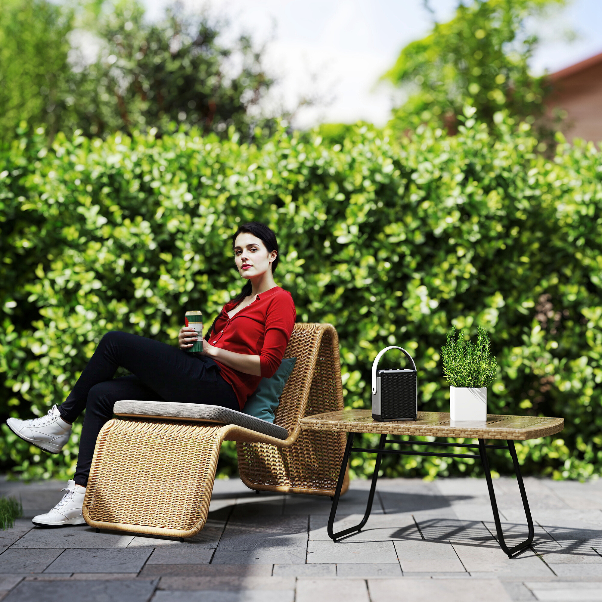 Outsunny Rattan-Gartentisch Holzoptik Stahl B/H/L: ca. 50x45x90 cm