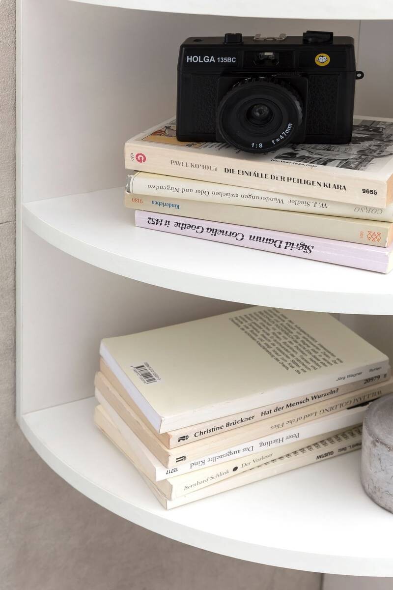 Eckregal weiß B/H/T: ca. 30x60x30 cm