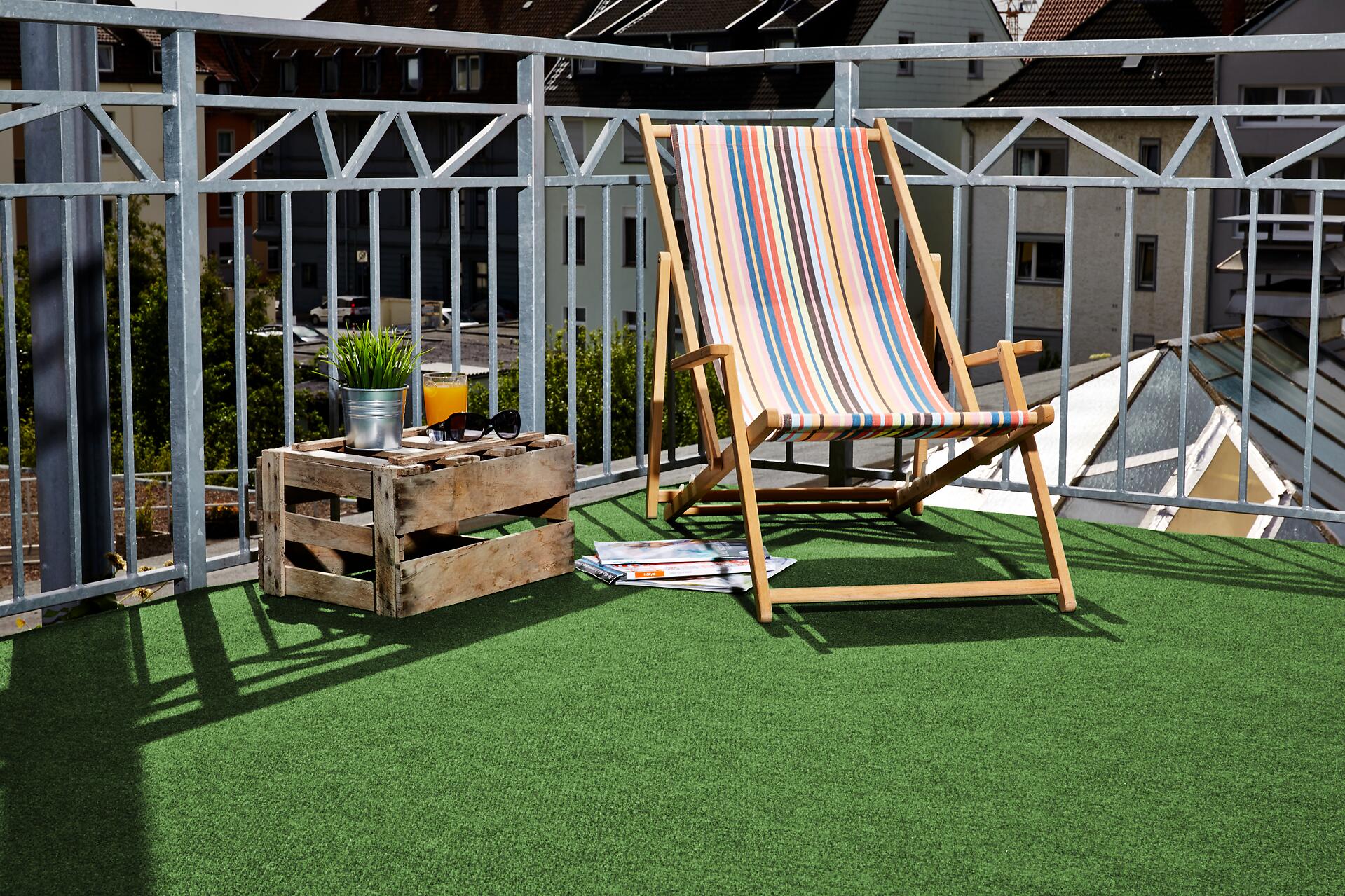 Kunstrasen Grass grün B/L: ca. 100x200 cm pro Stück Kunstrasen Grass grün B/L: ca. 100x200 cm pro Stück