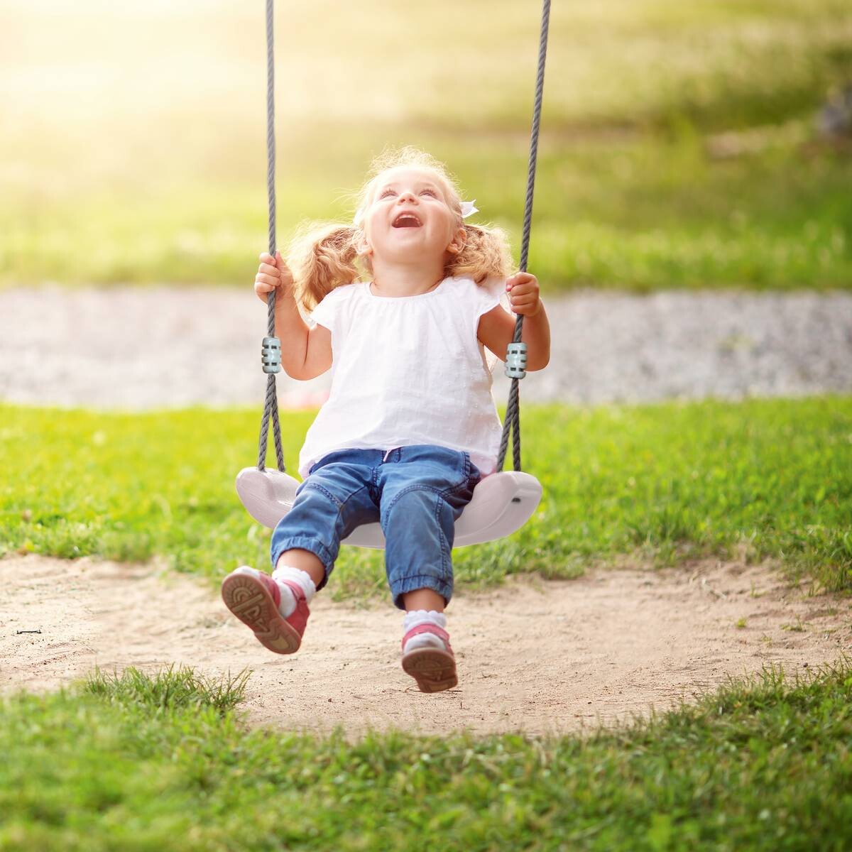 AXI Schaukel schwarz B/H/L: ca. 140x217x210 cm