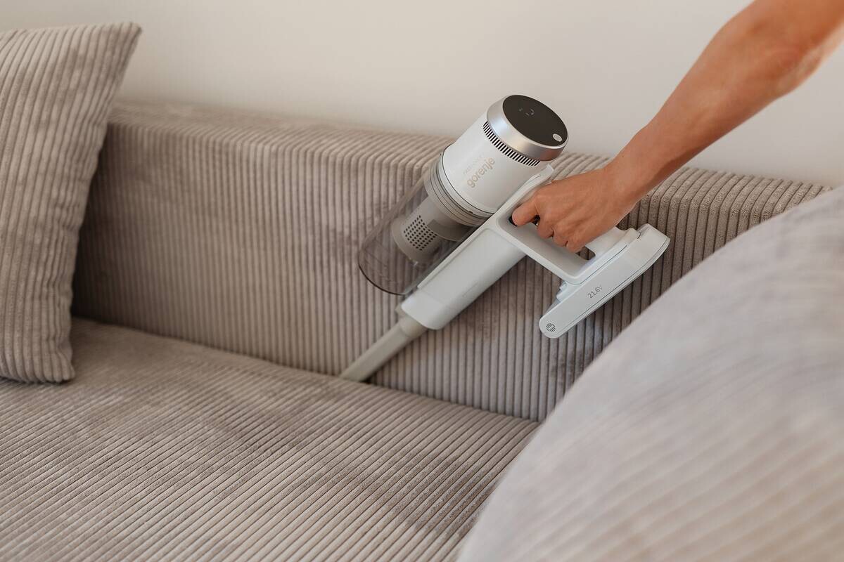 Gorenje Handstaubsauger SVC216210FFIIW weiß Kunststoff B/H/T: ca. 26x110x25 cm Gorenje Handstaubsauger SVC216210FFIIW weiß Kunststoff B/H/T: ca. 26x110x25 cm