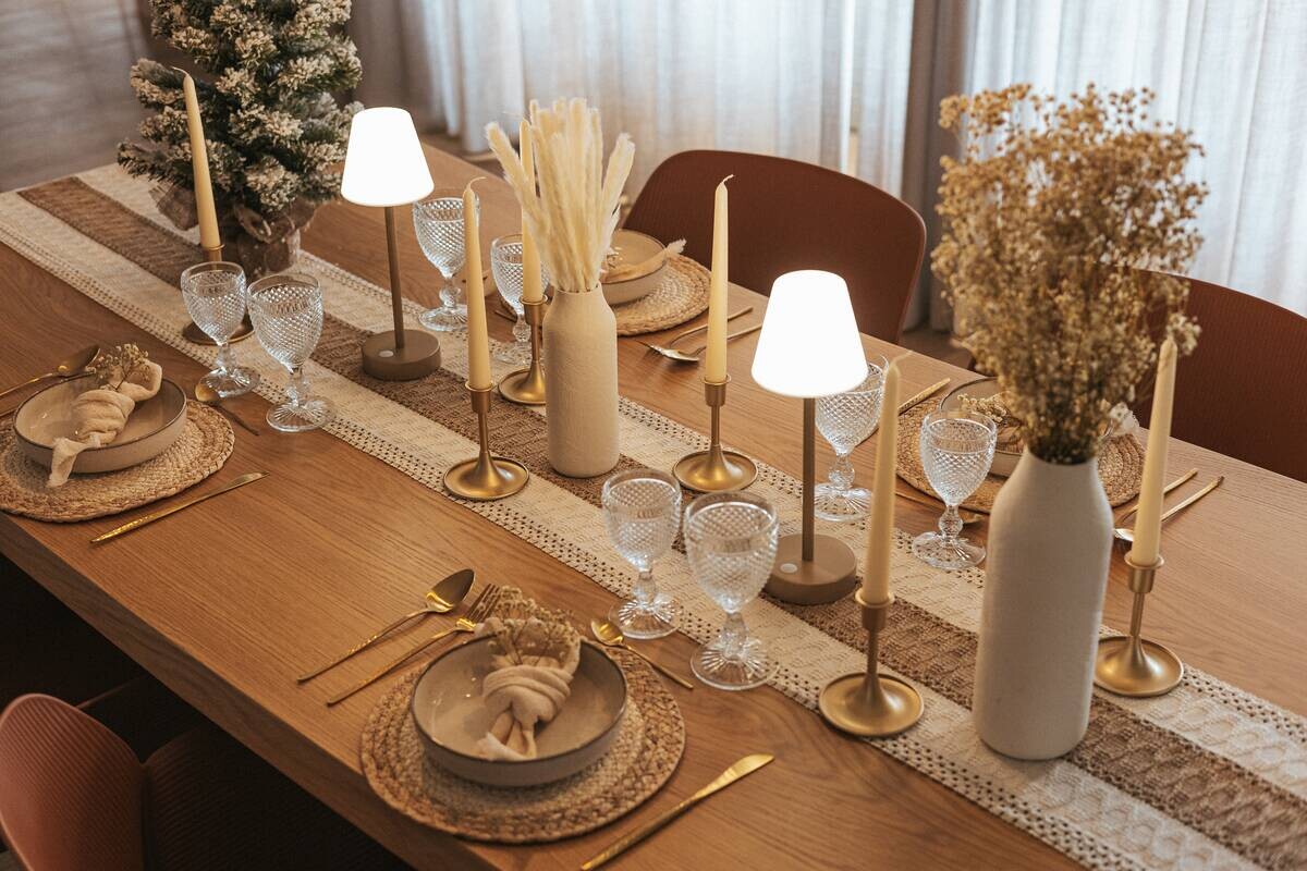 NewGarden LED-Tischleuchte Slim-30 gold Metall Kunststoff B/H/L: ca. 11x32x11 cm 1 Brennstellen