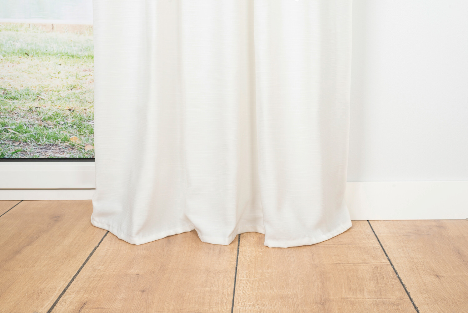 Ösenvorhang BALANCE weiß B/L: ca. 135x300 cm