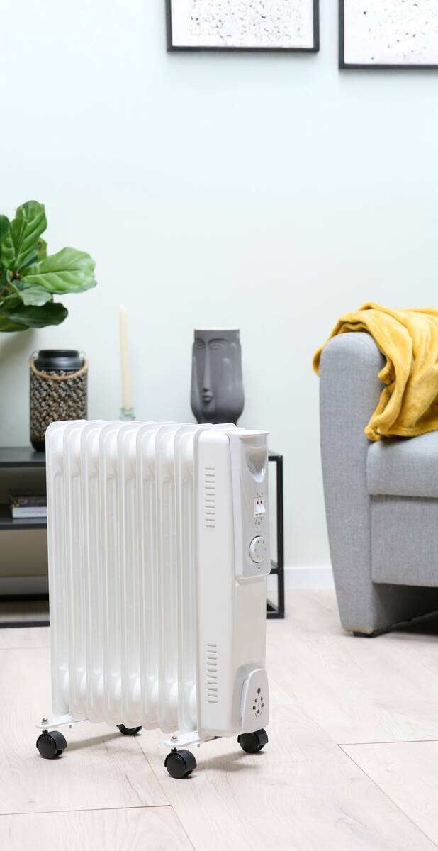 Ölradiator weiß Metall B/H/T: ca. 40x55x23,5 cm ca. 2000 W