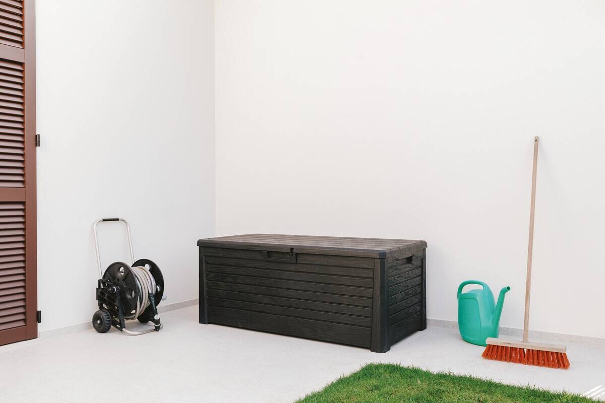Toomax Aufbewahrungsbox Florida anthrazit Kunststoff B/H/L: ca. 70x60x148 cm