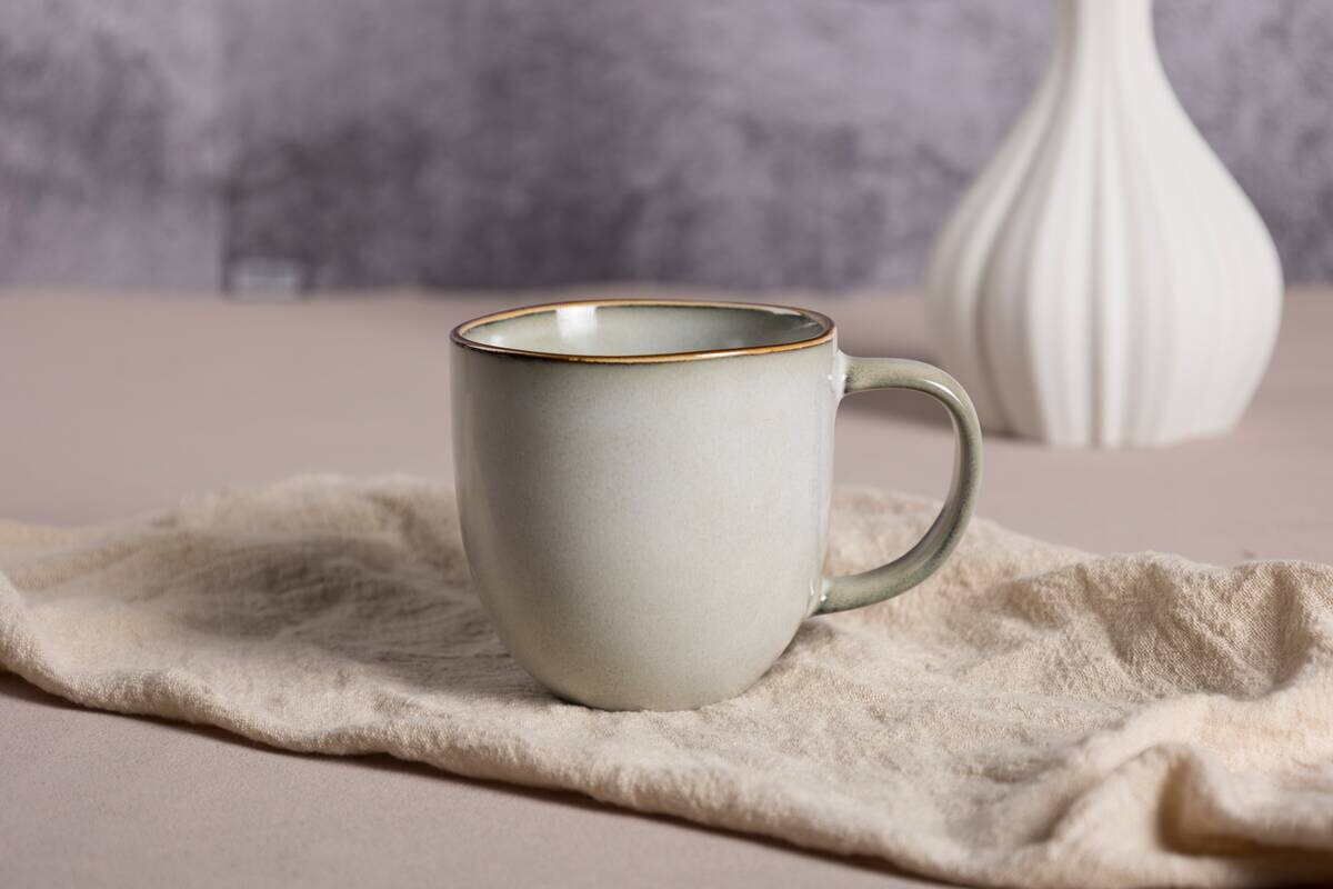 Kaffeebecher beige Steinzeug