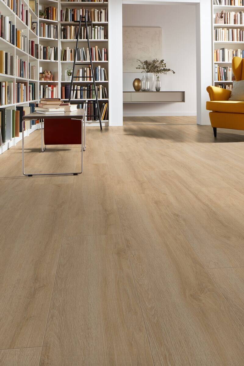 Superior Laminatboden Advanced Plus ca. 2,694 m² im Paket  B/L: ca. 24,45x138 cm pro Paket