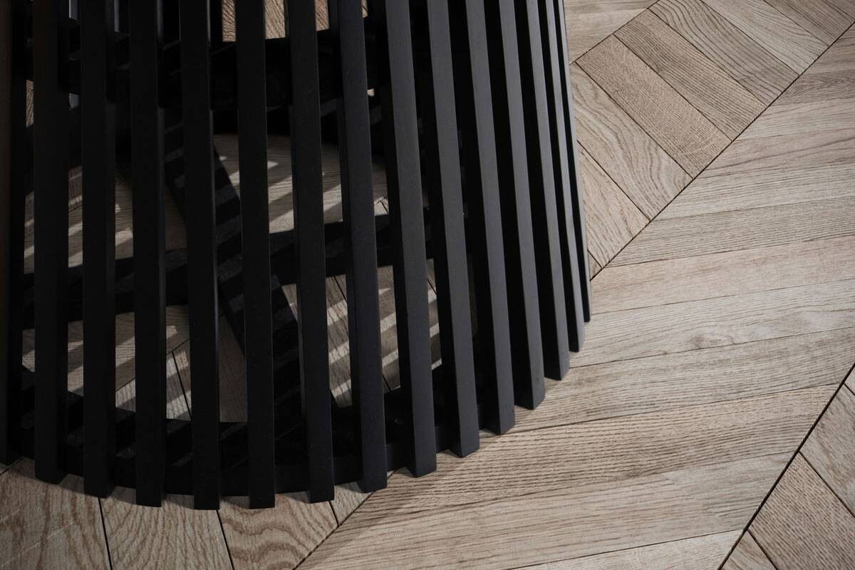 Esstisch schwarz H/D: ca. 77x120 cm