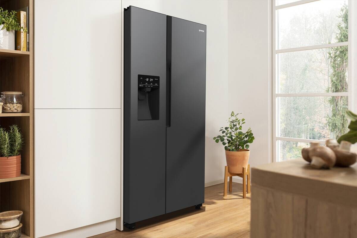 Gorenje Side-by-Side NRR9ESBXL Ice Crushed schwarz B/H/T: ca. 92x179x70 cm Gorenje Side-by-Side NRR9ESBXL Ice Crushed schwarz B/H/T: ca. 92x179x70 cm