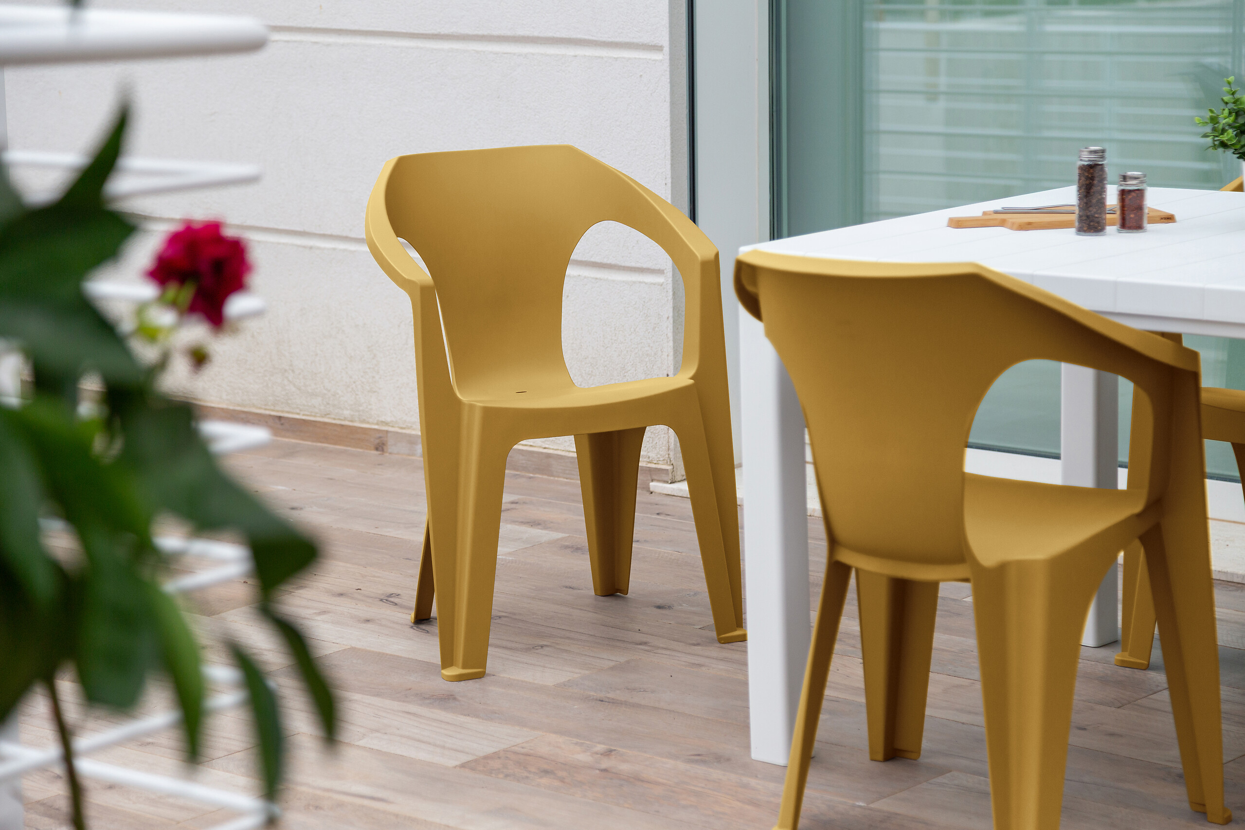 Toomax Stapelstuhl Marina ocker Kunststoff B/H/L: ca. 55x83x59 cm