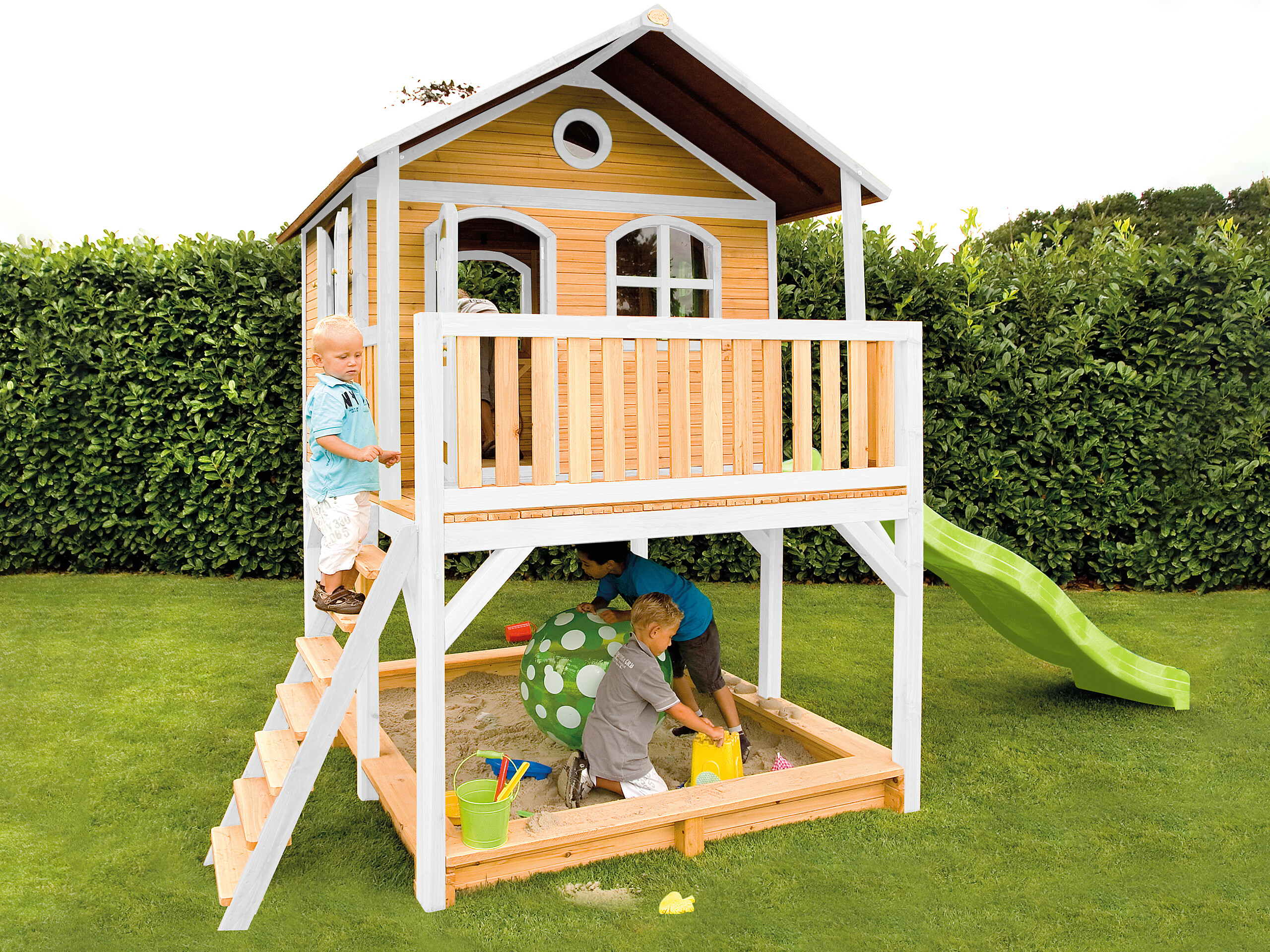 AXI Spielhaus Marc braun B/H/L: ca. 432x293x212 cm